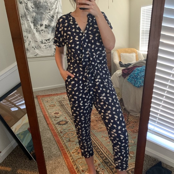 Old Navy Pants - Comfy Floral Jumpsuit